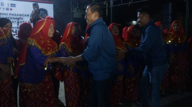 Pasangan calon Wali Kota dan Wakil Wali Kota Palu 2024, Dr Hidayat M.Si dan H Andi Nur B. Lamakarate (HANDAL) kembali melaksanakan safari silaturahmi atau deklarasi, Sabtu malam, 14 September 2024.