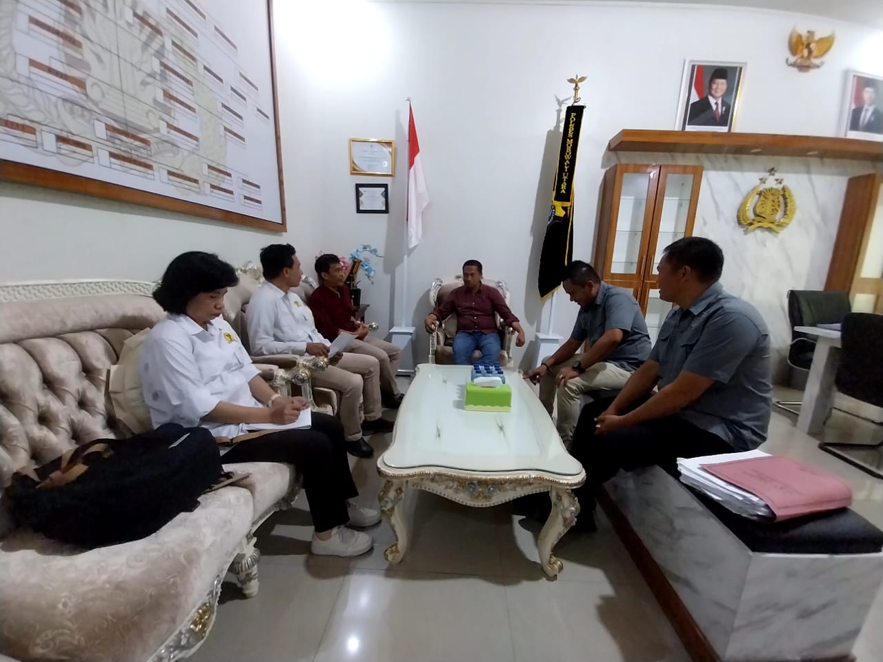 Komisi Nasional Hak Asasi Manusia (Komnas HAM) Perwakilan Sulawesi Tengah mendesak Gubernur Sulawesi Tengah untuk menerbitkan moratorium terhadap perusahaan-perusahaan yang terlibat dalam konflik agraria dengan masyarakat