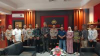 Kepala Komnas HAM Sulawesi Tengah Livand Breemer dan jajarannya melakukan Silahturahmi dengan Kapolresta Palu, Kombes Pol Deny Abrahams.