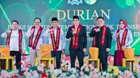 Pembukaan acara ditandai pemukulan gimba oleh Gubernur Anwar Hafid bersama Bupati Erwin Burase dan Wakil Bupati Abdul Sahid, Sekjen Asosiasi Perkebunan Durian dan Ketua KADIN Sulteng.
