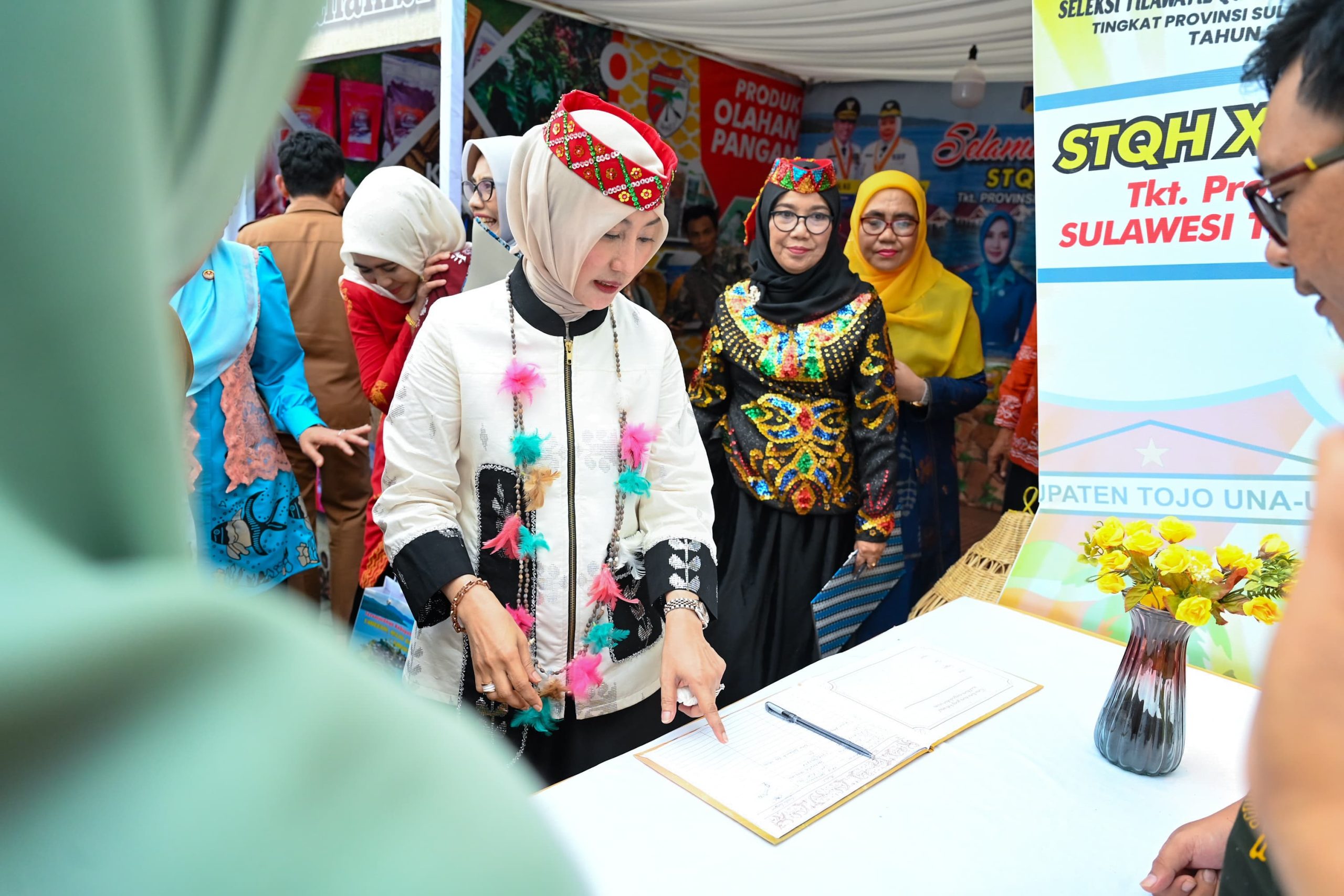 Sry Nirwanti, ajak seluruh elemen pemangku kepentingan untuk terus bersinergi dalam mendorong pertumbuhan industri kerajinan yang berkualitas dan berdaya saing.
