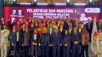Jajaran Pengurus Asprindo Sulteng Periode 2025-2030, foto bersama dengan seluruh petinggi DPP Asprindo. FOTO: Mohammad Rizal/Filesulawesi.com
