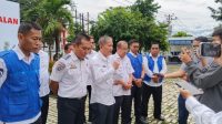Kepala Dishub Sulteng, Sumarno, melaunching program BLUE (Berani Lancar Uji Emisi) di dihalaman kantor dishub Sulteng, Rabu, 16 Juli 2025. FOTO: Mohammad Rizal/Filesulawesi.com