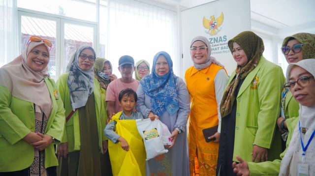 Wagub Sulteng dr. Reny A. Lamadjido, yang hadir mewakili gubernur dan membuka acara, mengapresiasi inisiatif pengurus pusat Banaat Alkhairaat dalam rangka menyambut Haul ke-4 Habib Sayyid Saggaf Bin Muhammad Aljufri.