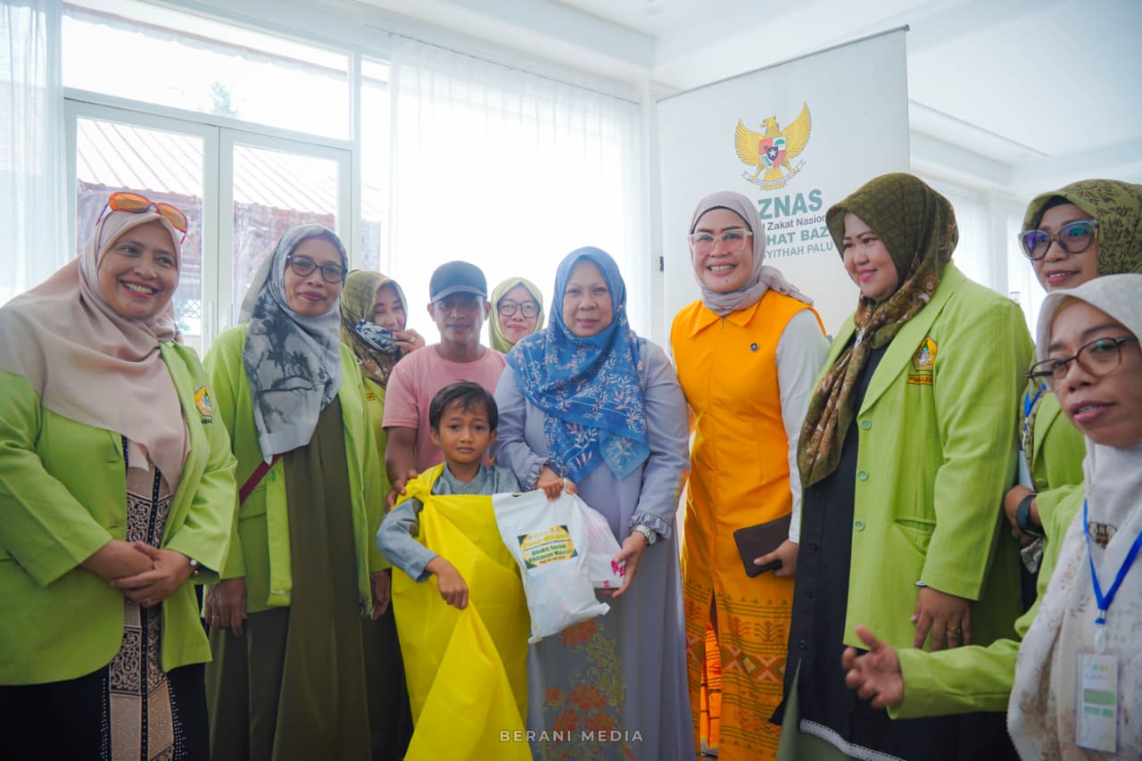 Wagub Sulteng dr. Reny A. Lamadjido, yang hadir mewakili gubernur dan membuka acara, mengapresiasi inisiatif pengurus pusat Banaat Alkhairaat dalam rangka menyambut Haul ke-4 Habib Sayyid Saggaf Bin Muhammad Aljufri.