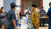 Gubernur Sulteng Dr H Anwar Hafid