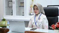 Sekretaris Daerah Provinsi Sulawesi Tengah Dra. Novalina, MM