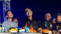 Gubernur Sulteng Anwar Hafid (kanan), bersama Menteri Olahraga (kanan) dan Wakil Presiden RI. FOTO: IST