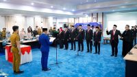 Gubernur Sulawesi Tengah, Anwar Hafid, secara resmi melantik tujuh anggota Komisi Penyiaran Indonesia Daerah (KPID) Sulawesi Tengah periode 2025–2028