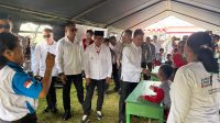 Wakil Presiden RI, Gibran Rakabuming Raka, didampingi Gubernur Sulteng Dr H Anwar Hafid, saat meninjau lokasi gempa di Kabupaten Poso.