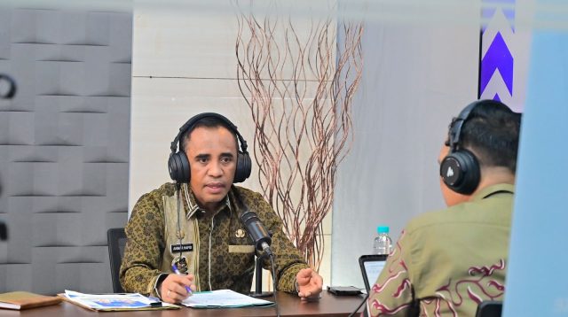 Gubernur Sulteng Dr. H. Anwar Hafid, M.Si