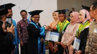 Universitas Muhammadiyah (UNISMUH) Palu menggelar wisuda sarjana ke-55 dan pasca sarjana ke-11 tahun akademik 2024-2025