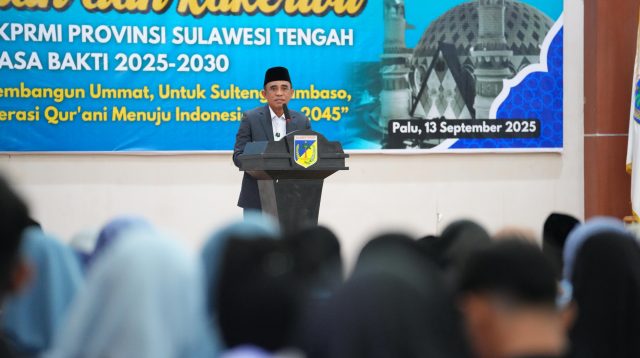 Gubernur Sulawesi Tengah, Dr. H. Anwar Hafid, M.Si