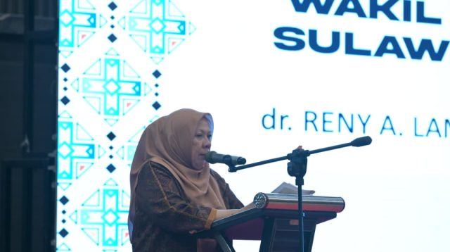 Wagub Sulteng dr. Reny A. Lamadjido