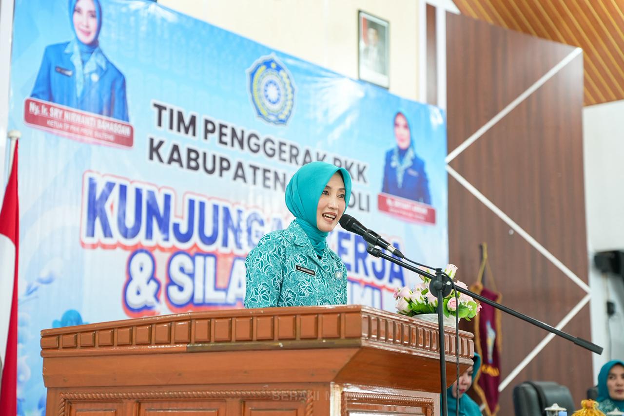 Ketua Tim Penggerak PKK Provinsi Sulawesi Tengah, Sry Nirwanti Bahasoan