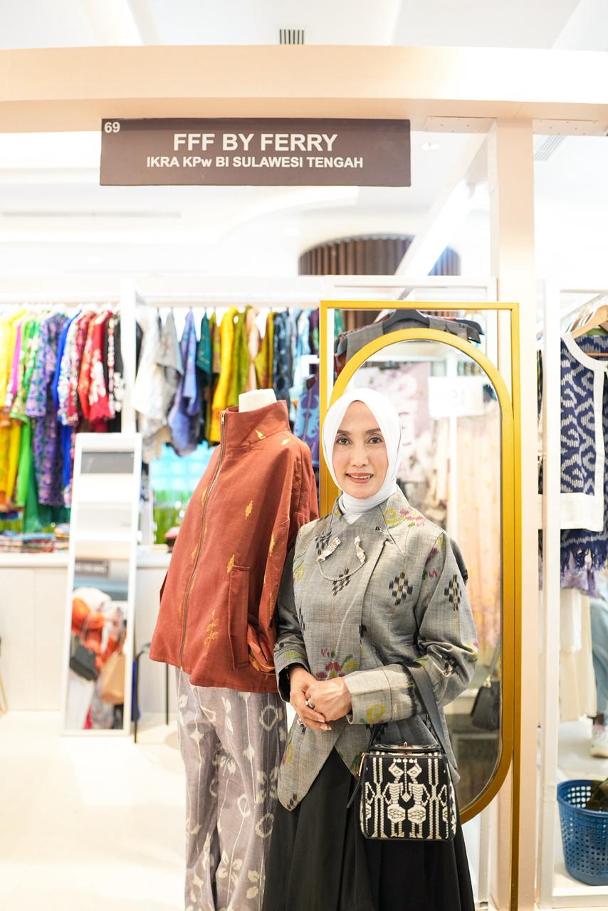 Kain Batik Bomba khas Sulawesi Tengah