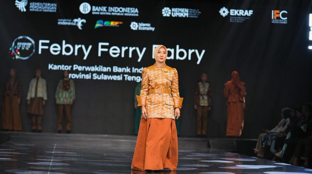 Ketua Dewan Kerajinan Nasional Daerah (Dekranasda) Provinsi Sulawesi Tengah, Sry Nirwanti Bahasoan