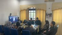 Bawaslu Provinsi Sulawesi Tengah menggelar Rapat Sosialisasi Persiapan Pendidikan Pengawas Partisipatif Dalam Jaringan (Daring) bersama Bawaslu Kabupaten/Kota se-Provinsi Sulawesi Tengah, Palu, Selasa (14/10/2025).